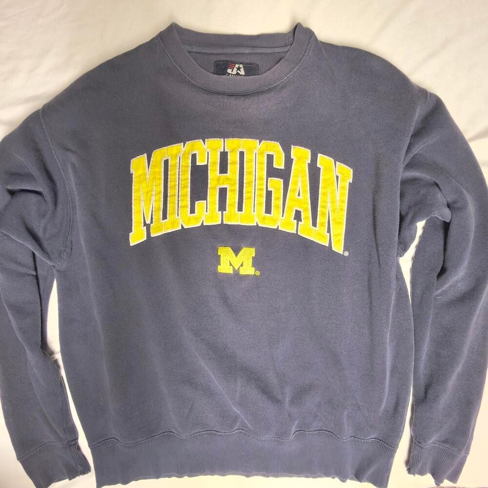 Unbranded Men's Navy and Yellow Sweatshirt